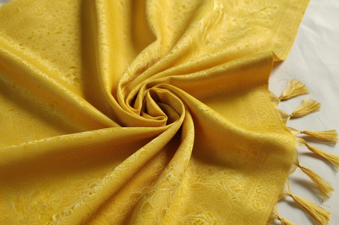 banarasi-silk-stole-pair-gift-set